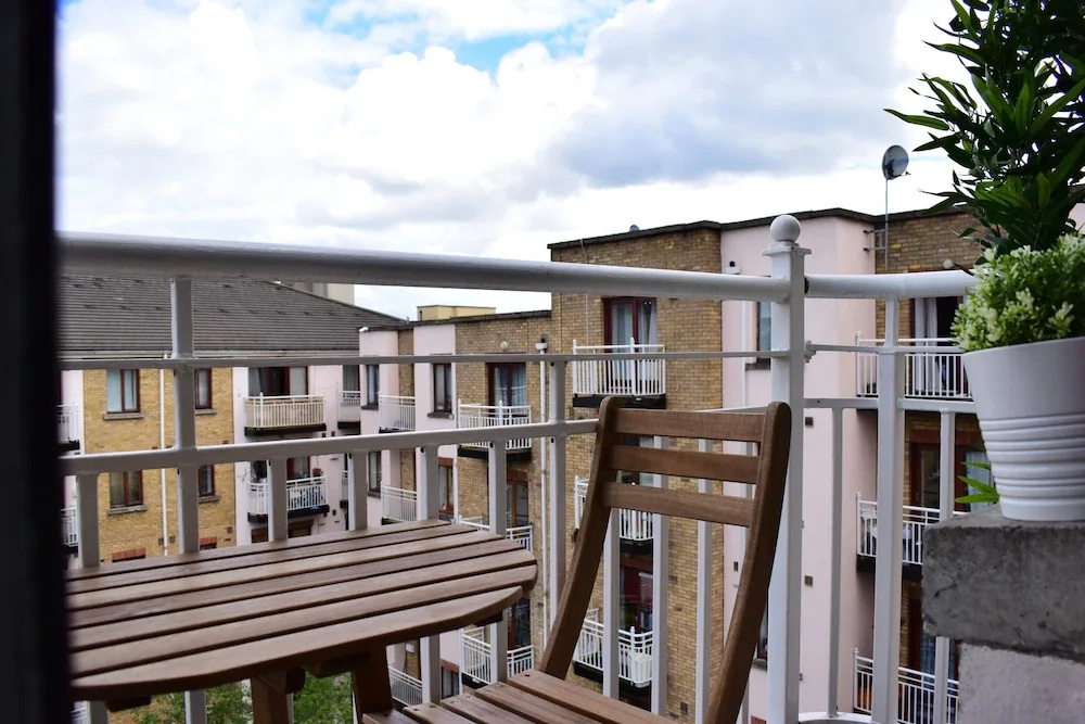 Renovated 1 Bedroom Retreat Near Guinness Factory