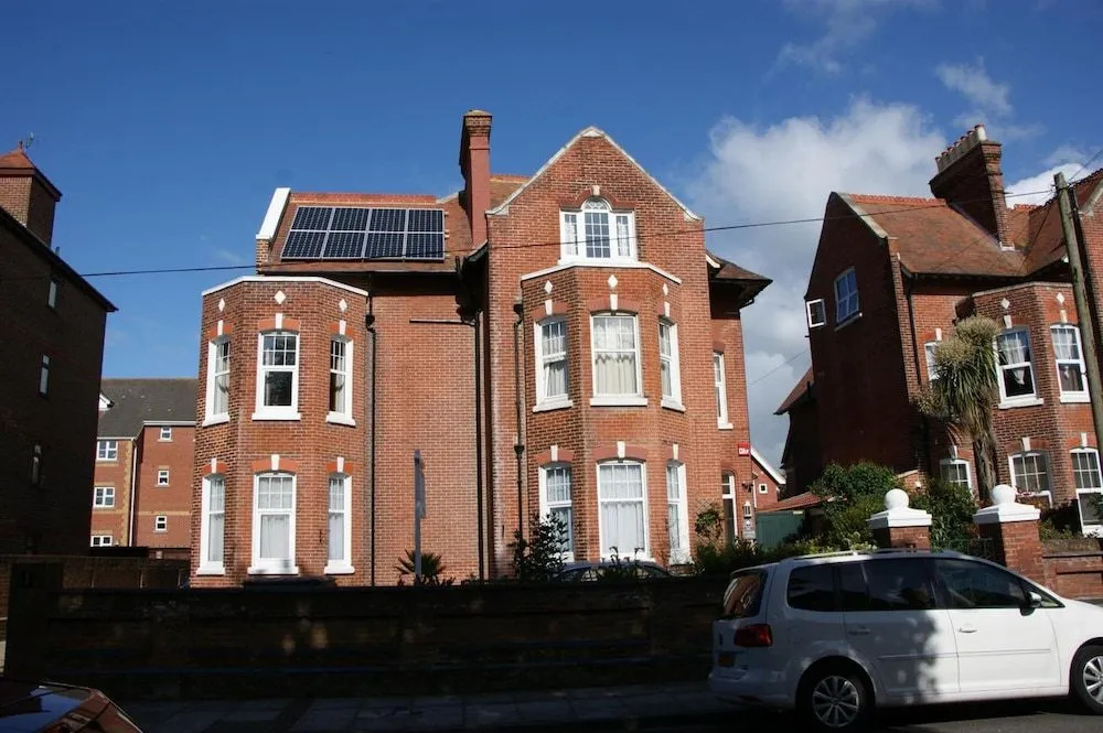 One Helena Road