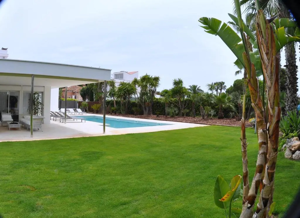 Deluxe Villa