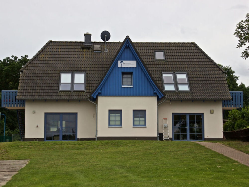 Holiday Apartment Age