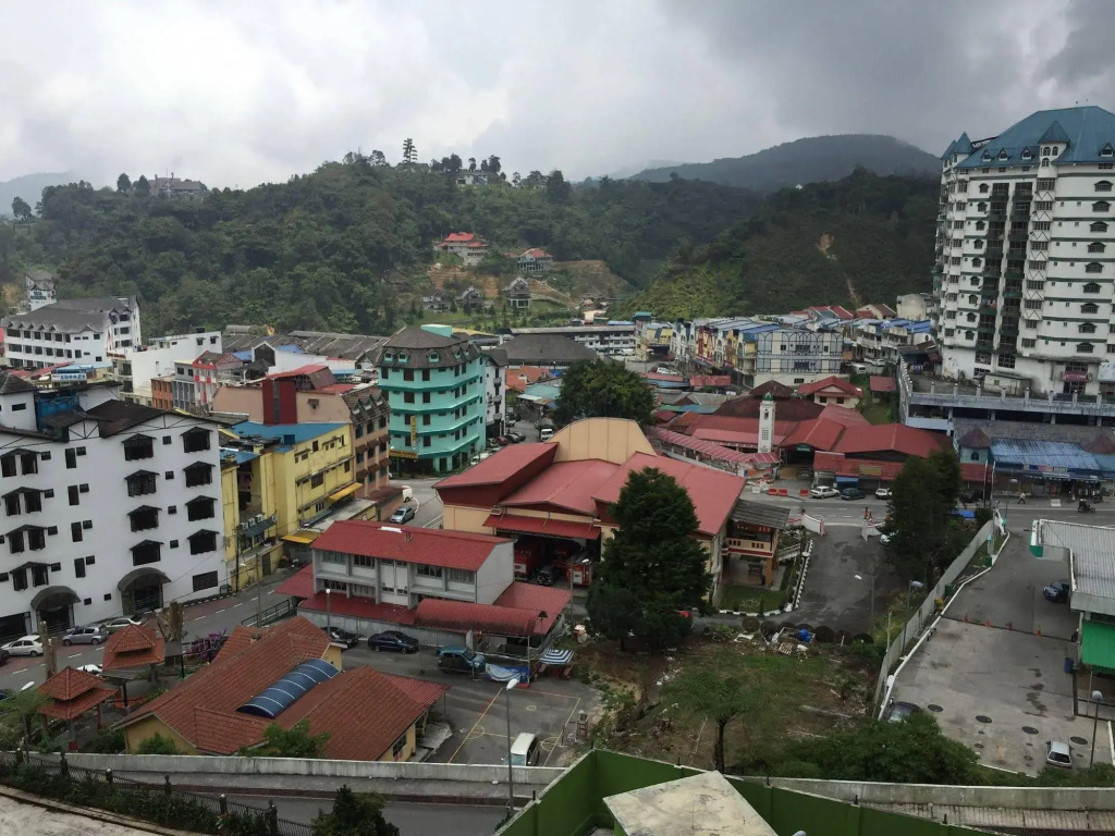 Cameron Pasar Malam Apartment at Crown Imperial Court