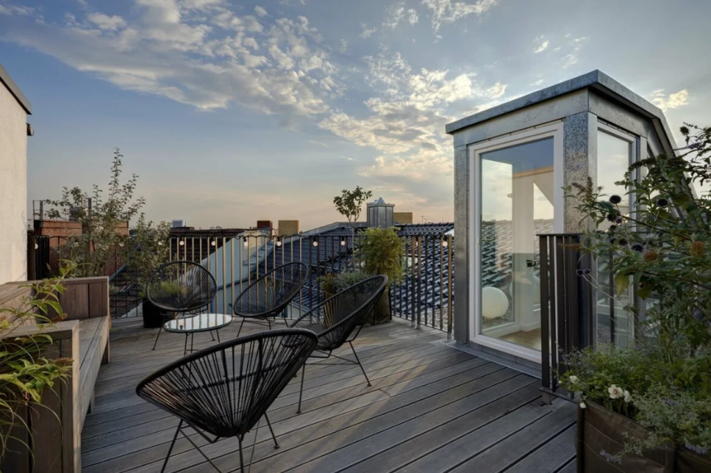 Отель Gorki Apartments Berlin в Берлине