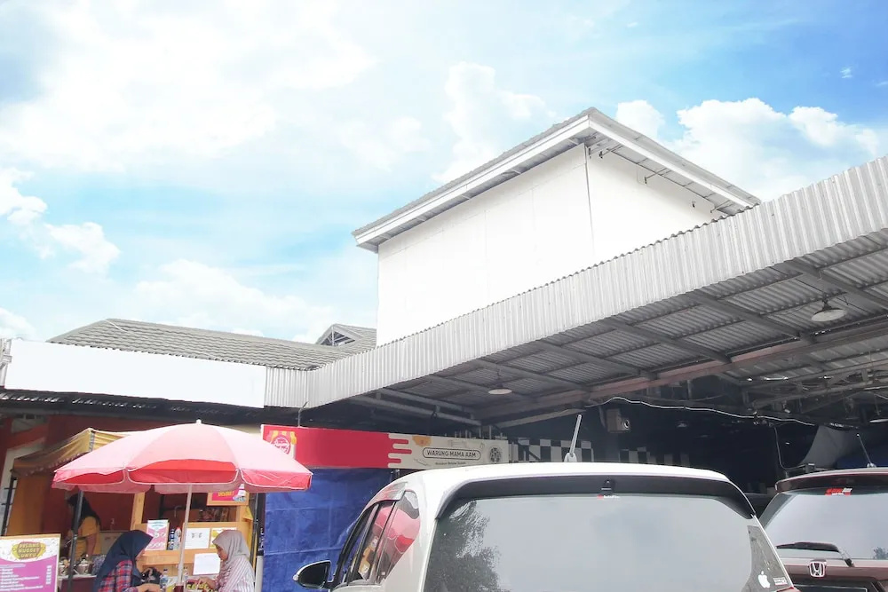 Airy Eco Pasar Minggu Salihara 6 Jakarta