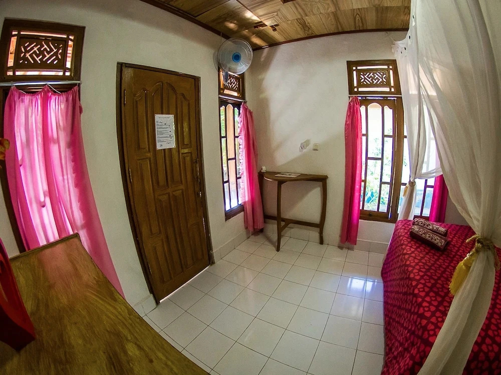 Nusa Garden Bungalow - Chambres