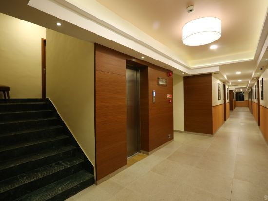 Evoke Lifestyle Candolim