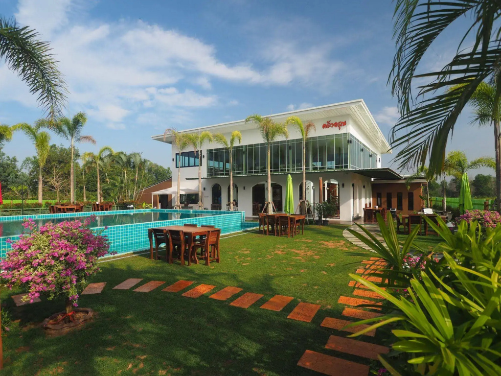 IP Plus Resort Chanthaburia - Halal Hotel