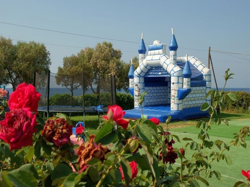 Oasis Hotel 3 * Oasis Hotel 3 *