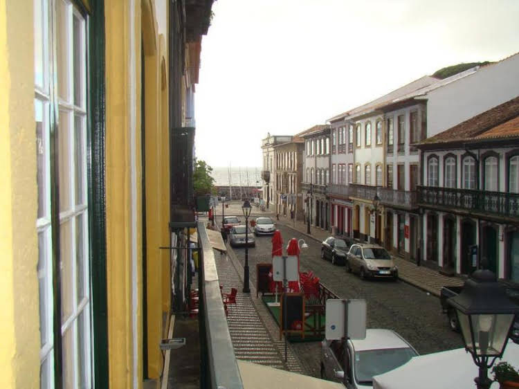 Balcony & Terrace