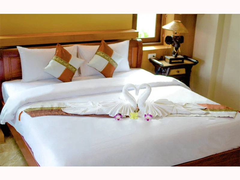 Deluxe Double room with pool view (full double bed)