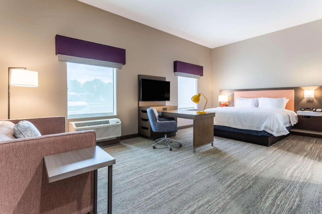 Standard Double room (full double bed)