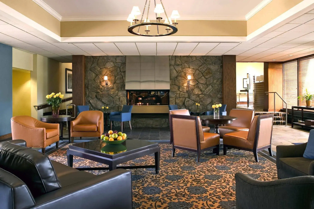 Sheraton Milwaukee Brookfield Hotel - Général