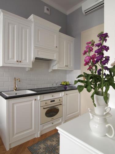 gallery_image_hidden_13