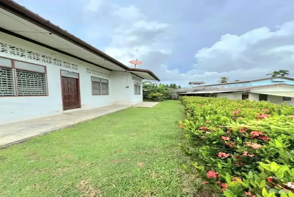 Baan Bonsuan Hill Guesthouse