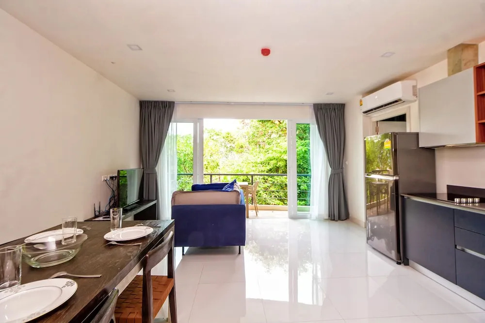 Апартаменты с 2 комнатами в Karon Butterfly Residence