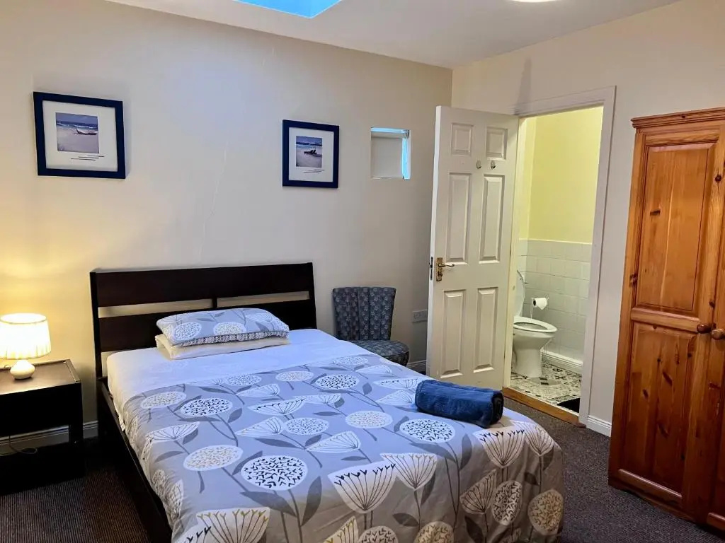 Economy room