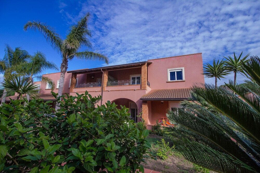 2 Bedroom Marittima villa - Sleeps 6 - RNU 82439