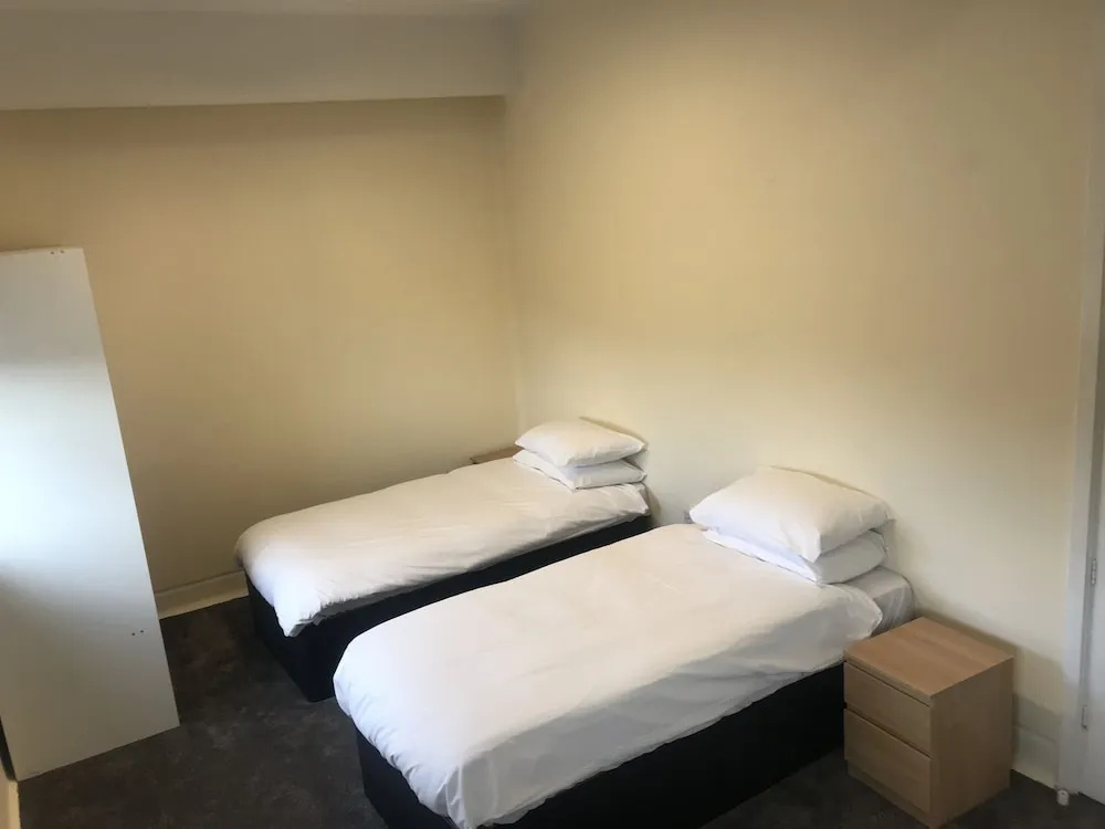 Eazzzy rooms Corby - Chambres