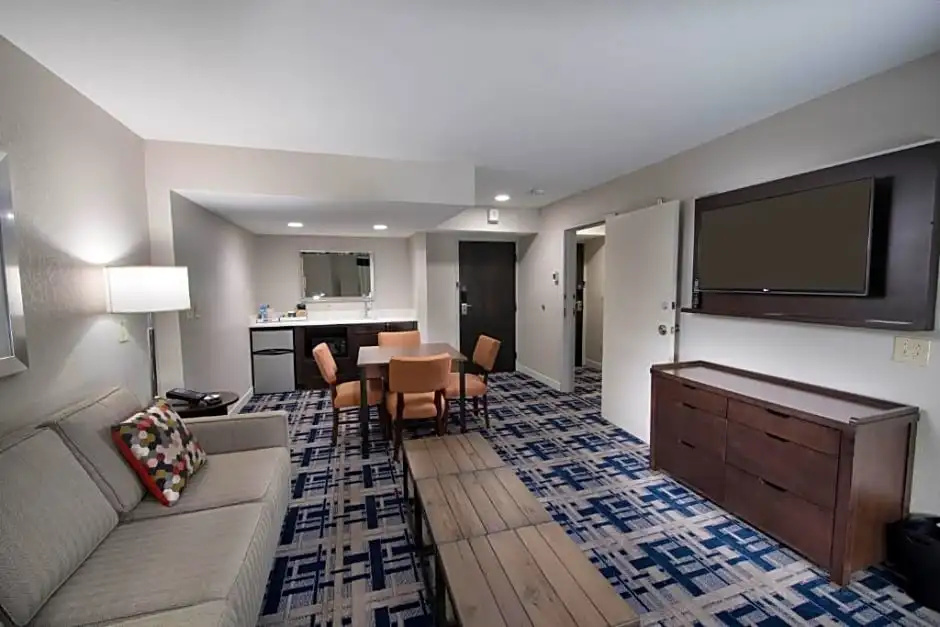Four Points by Sheraton Charlotte - Lake Norman - Chambres