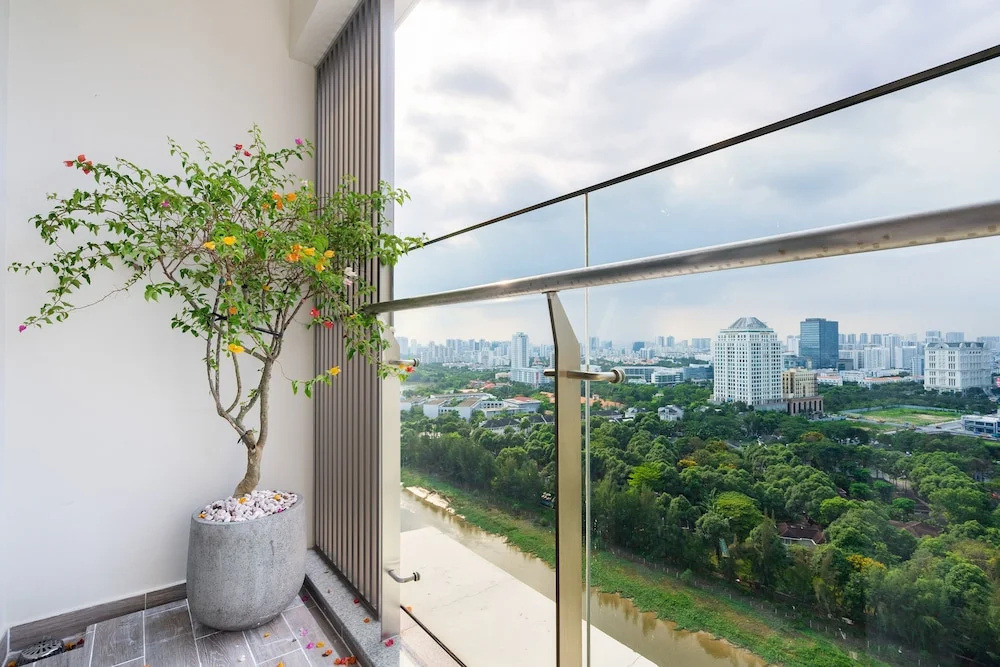 Convinia Luxury The Peak Midtown