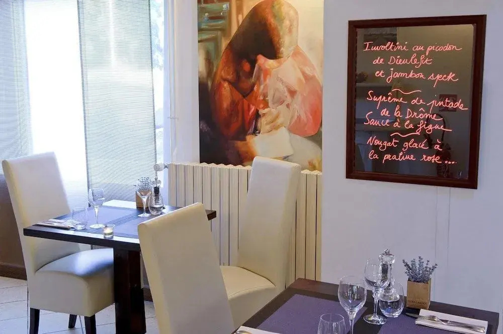 Logis Hôtel Le Mistral - Restaurant - Montélimar sud - Général