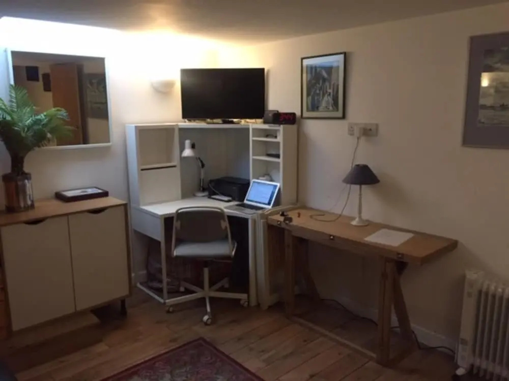 1 Bedroom Shadwell Flat