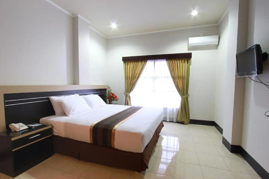 Superior Double room (full double bed)