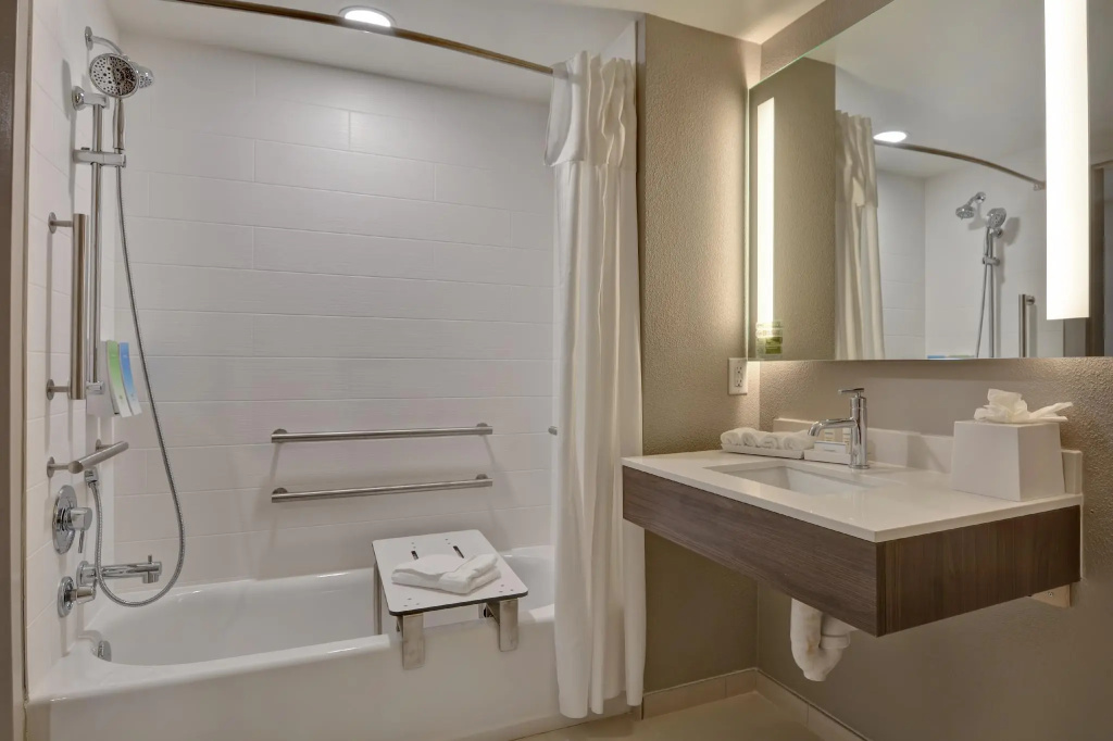 Double Studio oceanfront (full double bed)