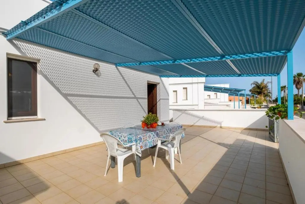3 Bedrooms Apartment