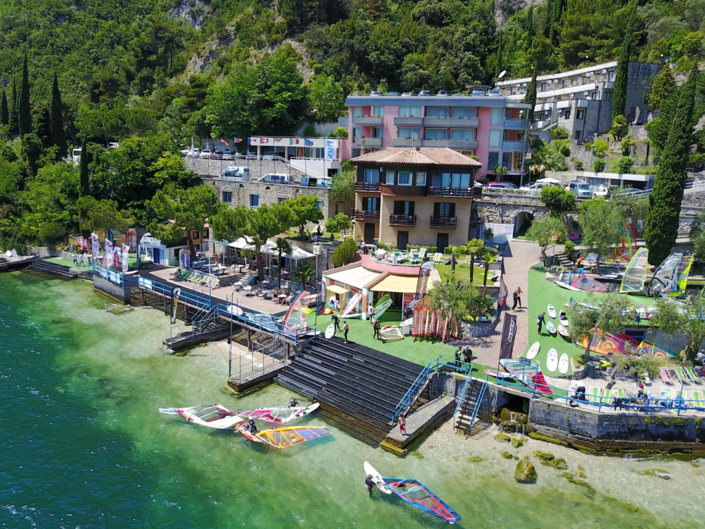 Surf Hotel Pier - Général