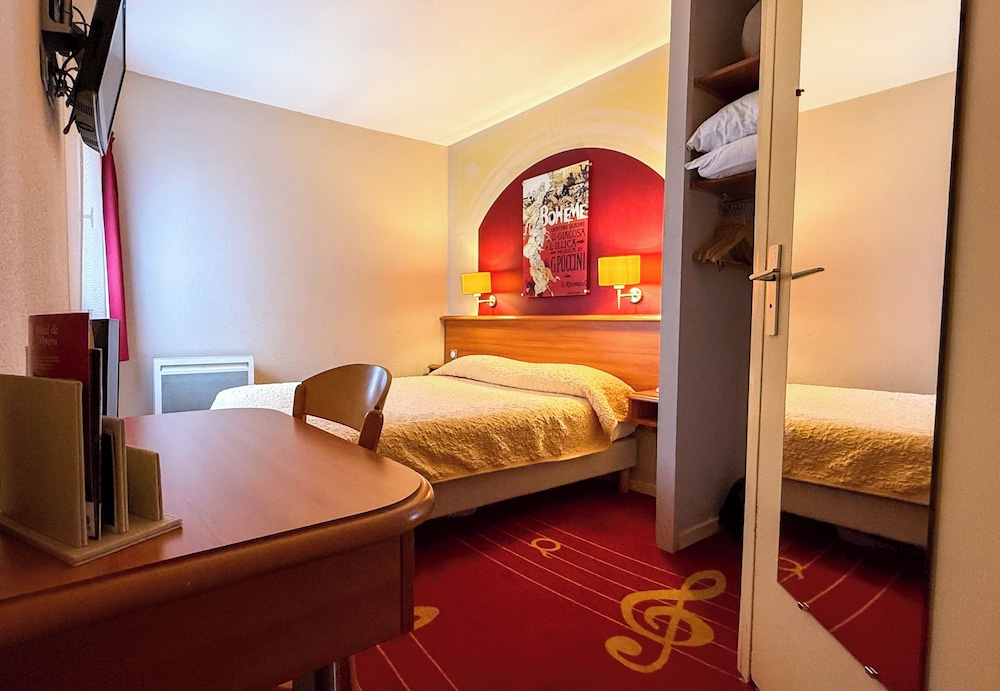 Economy Double room (full double bed)