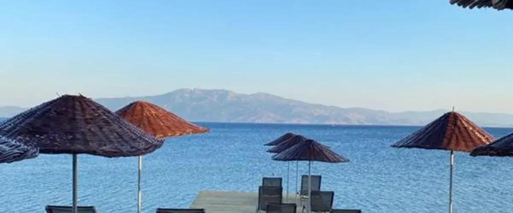 Beach & Waterfront