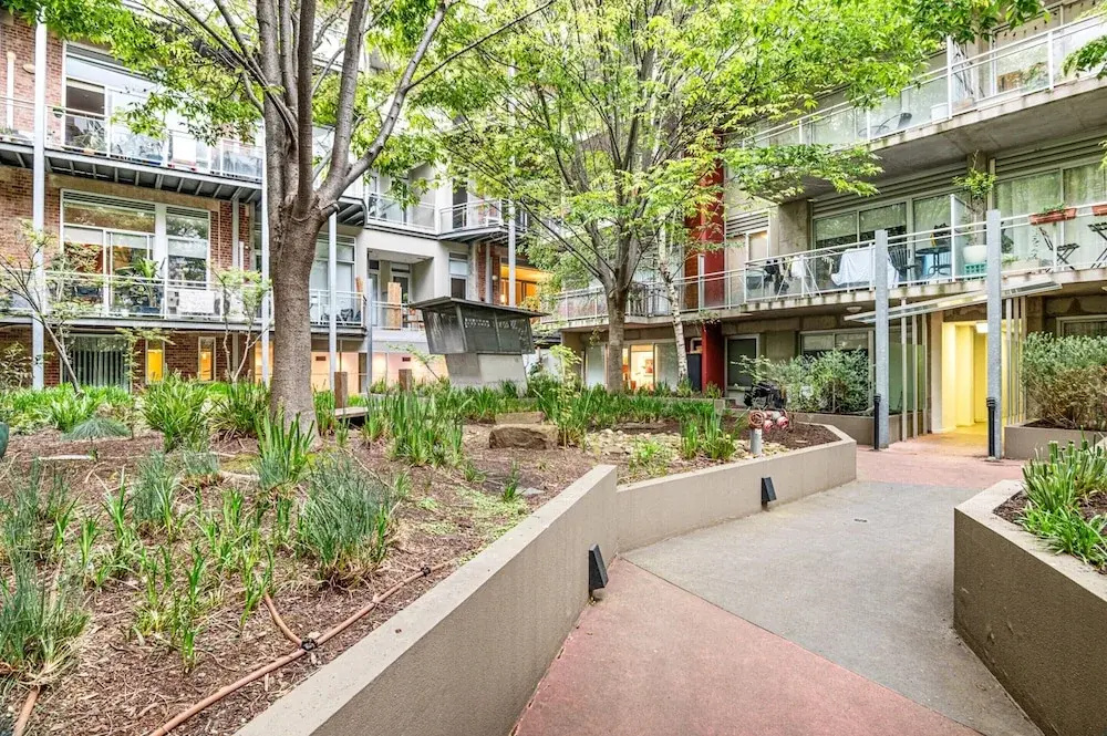 Peaceful 2-bed Apartment With Gym & Pool