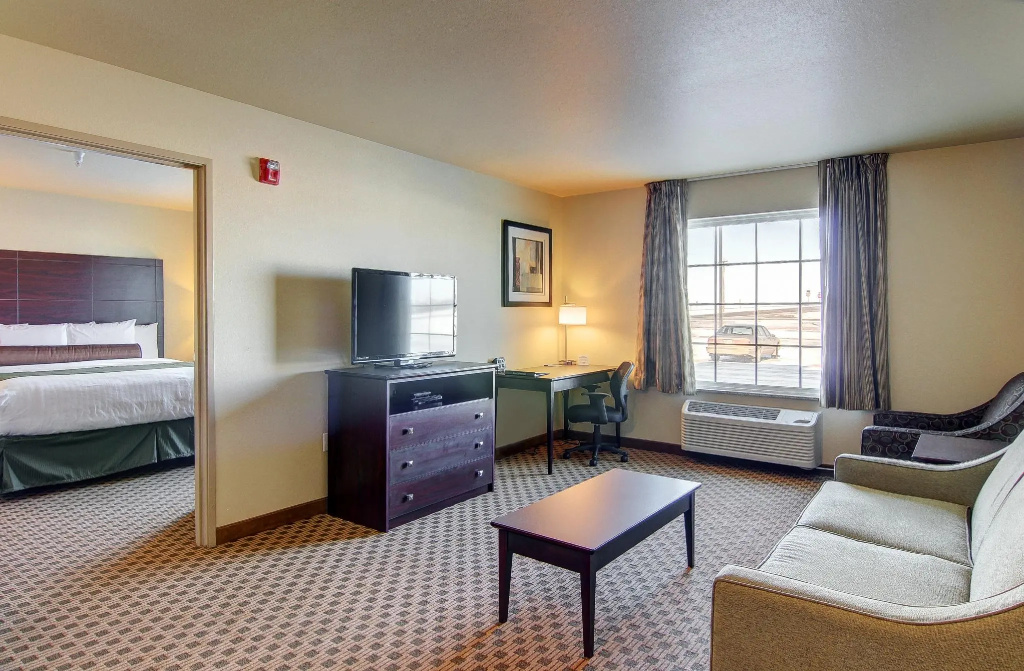 Double Suite (full double bed)