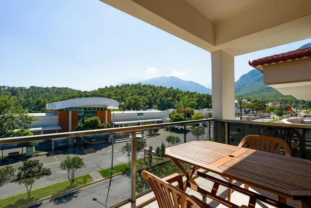 Modern Flat Near Public Transportation in Kemer