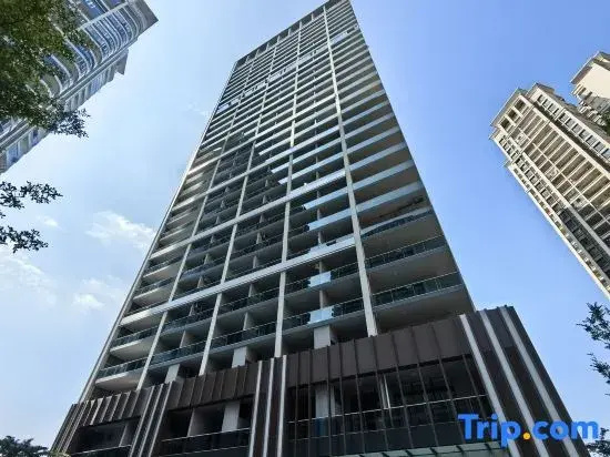 Yiqu International Apartment (Zhongshan Poly International Store)
