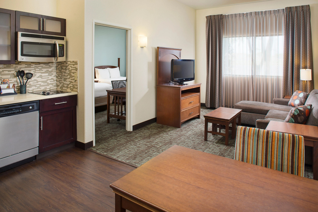 Staybridge Suites San Angelo by IHG - фото 47