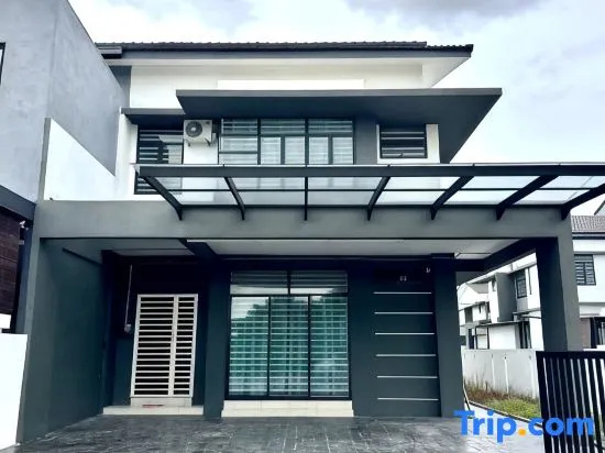 Cozy Villa | Quiet Area & Spacious @ Jovial