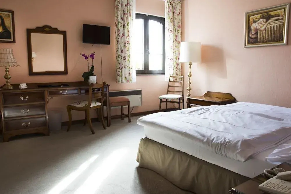Afficher la photo 6 — Hostellerie Saint Florent