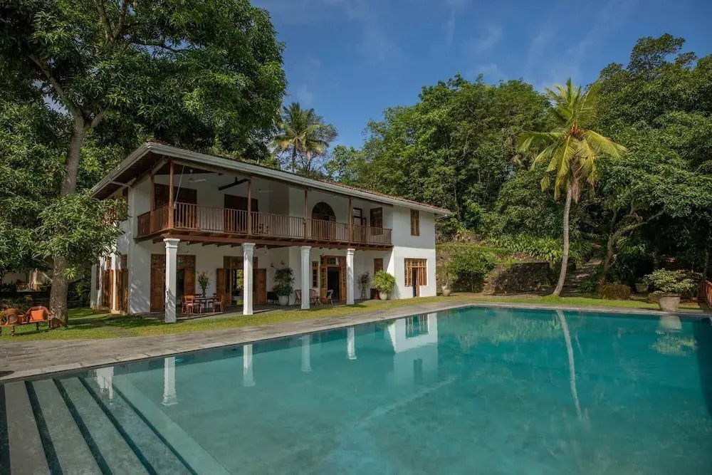 Luxurious 07 Bedroom Hilltop Villa With Private Gym
