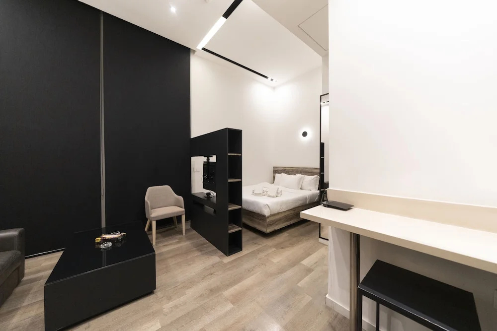 Standard Suite