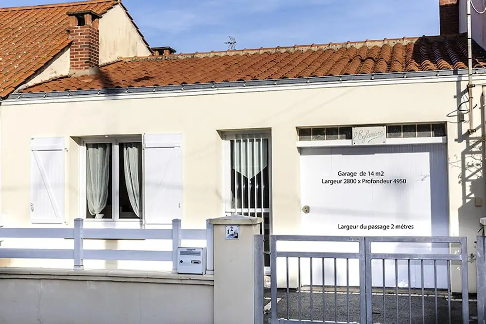 House With one Bedroom in Les Sables-d'olonne, With Enclosed Garden -