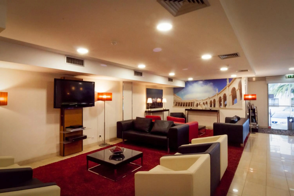 Hotel photo 2
