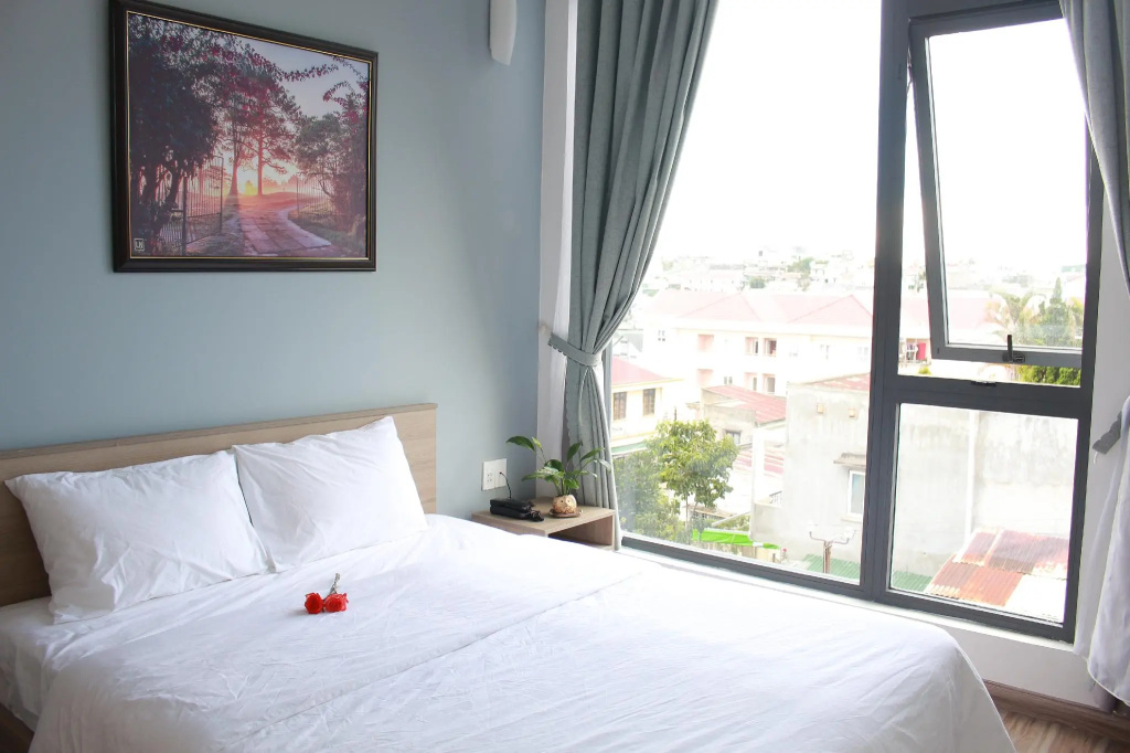 Standard Double room (full double bed)