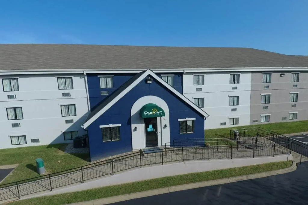 DuPont Suites