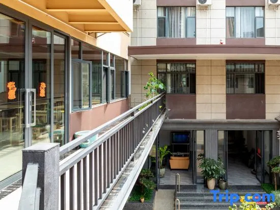 Xiaoyanzi Travel in Mile