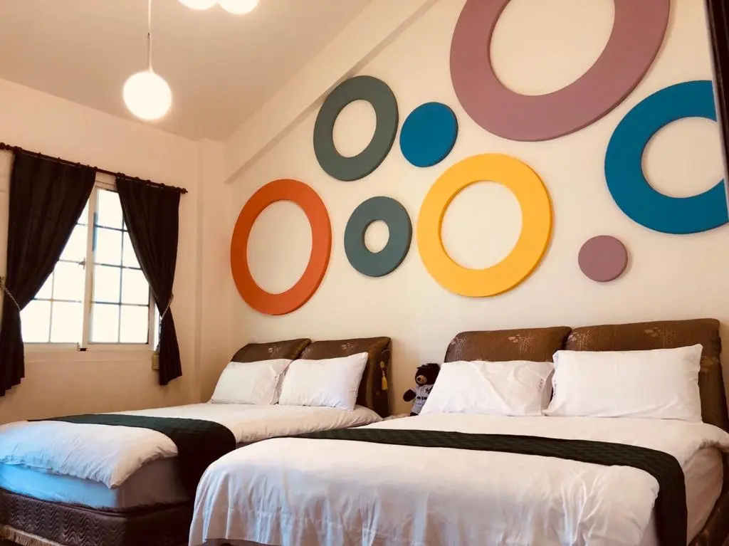 Economy room