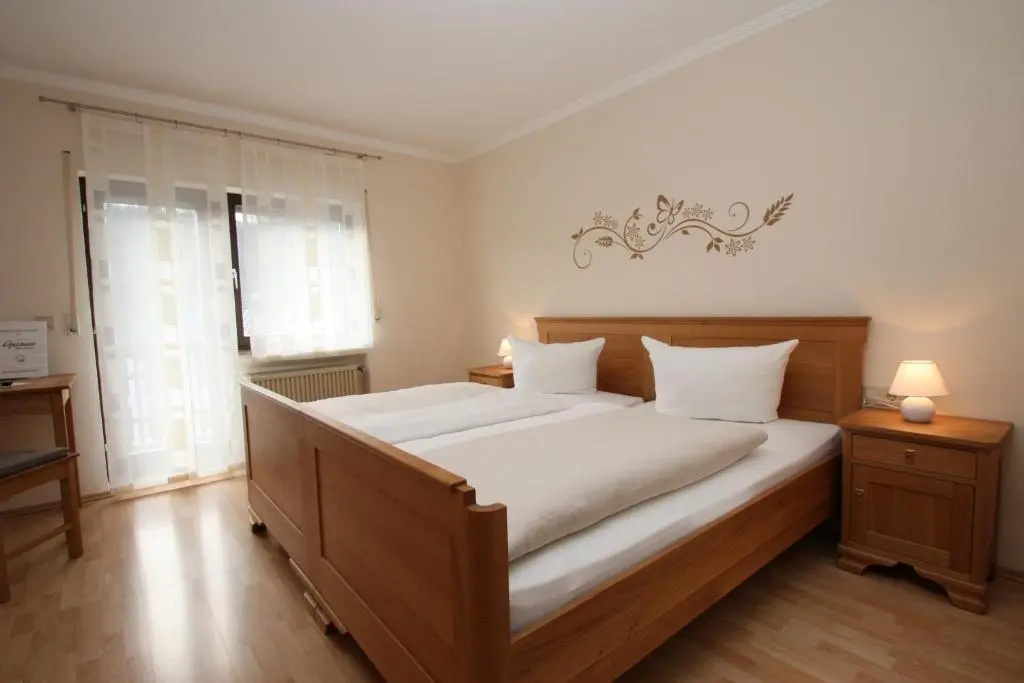 Gasthaus Pension Geimer - Chambres