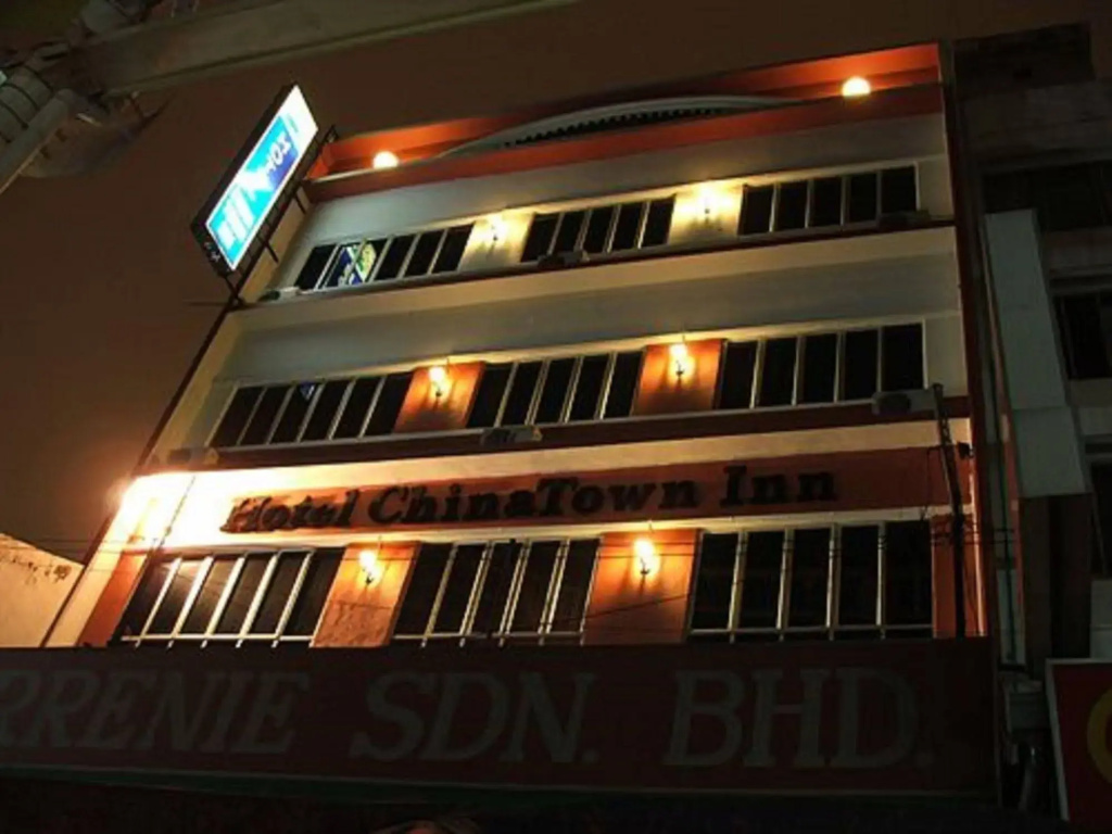 Swing & Pillows Hotel