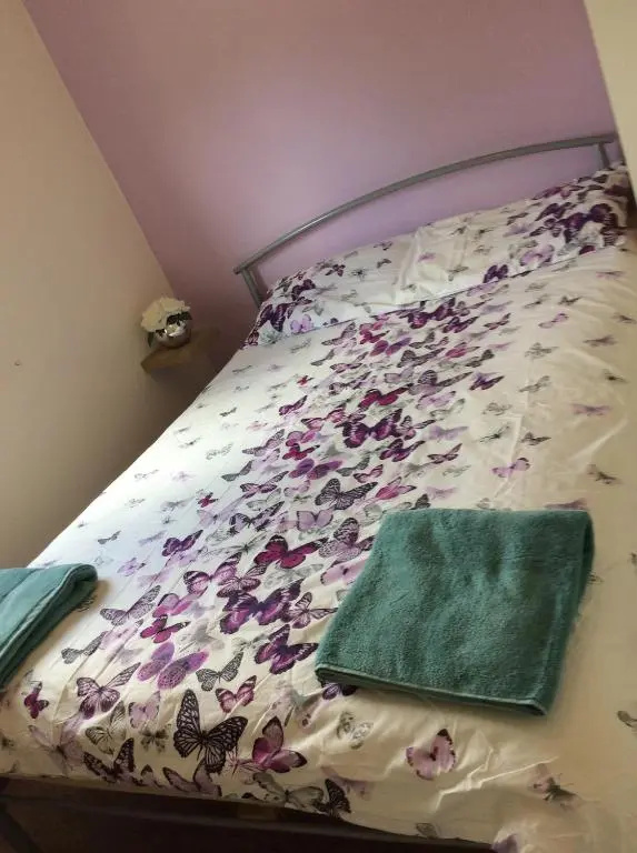 19 Chalet Bucklands , Bideford Holiday Park.