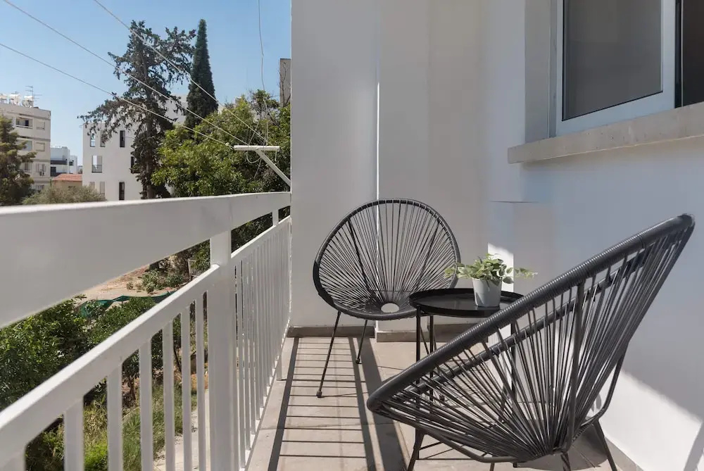 Phaedrus Living: City Breeze Residences Grace